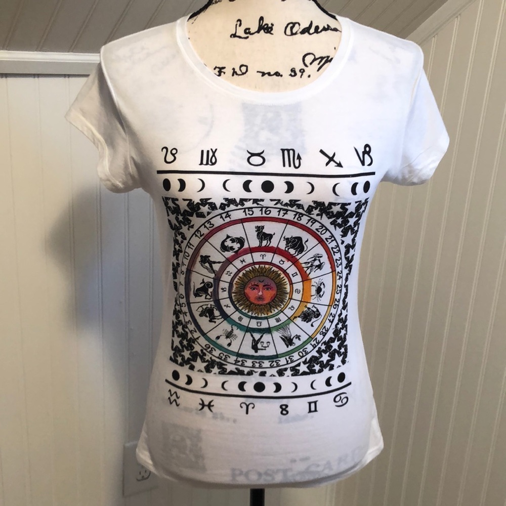 Zodiac Astrology Rainbow T-shirt